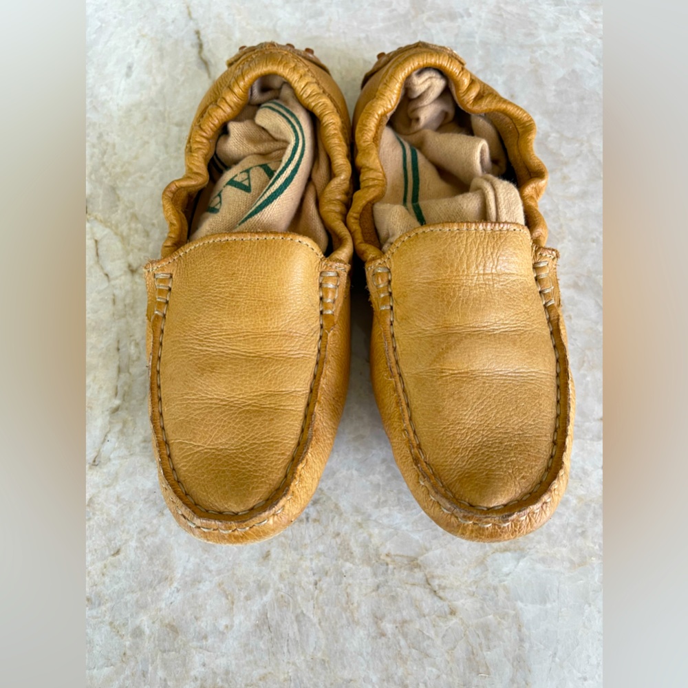 Chocolate Blu natural brown/cognac leather drivers, size 6.5